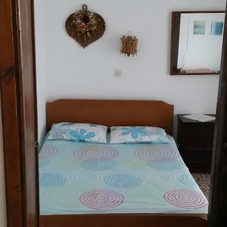 Feriehus Grigorios Vrasná