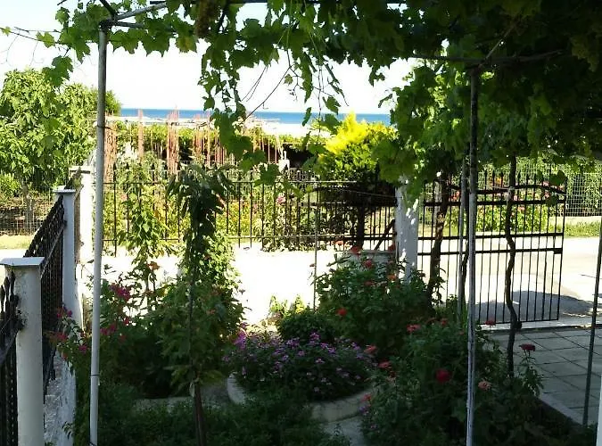 Grigorios 度假居 Vrasná